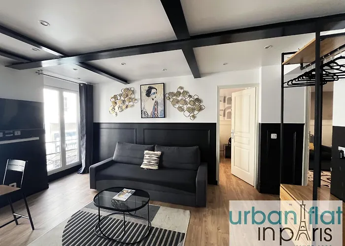 Urban Flat 13 - Pretty 2 Bedroom Parisian Flat